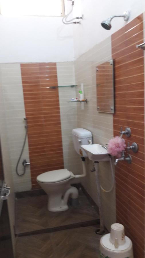 Wow Rooms 4 You Jabalpur Esterno foto